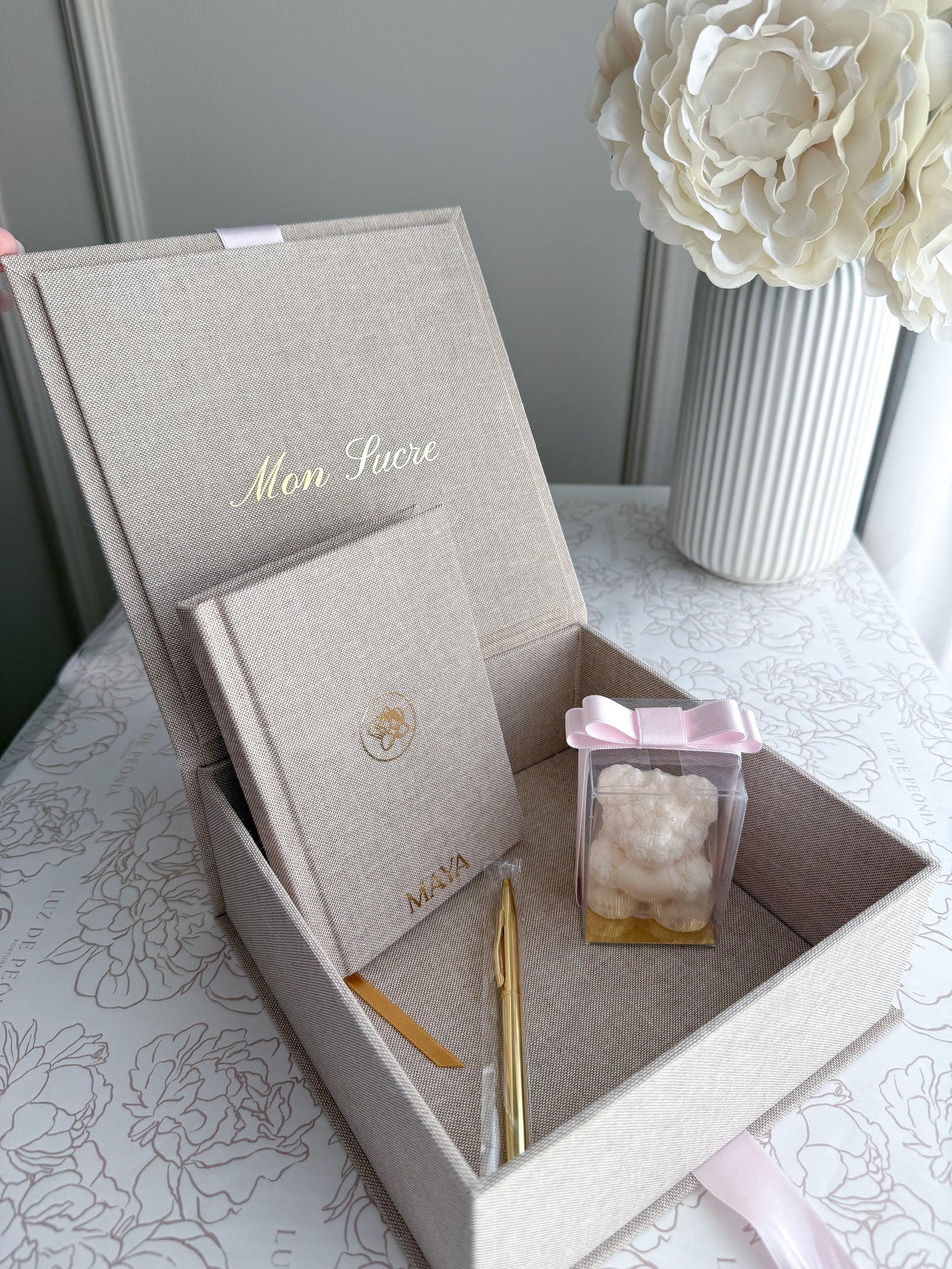 MINI SPECIAL BOX • Mini Notebook + Vela Perfumada (16cmx16cmx8cm)