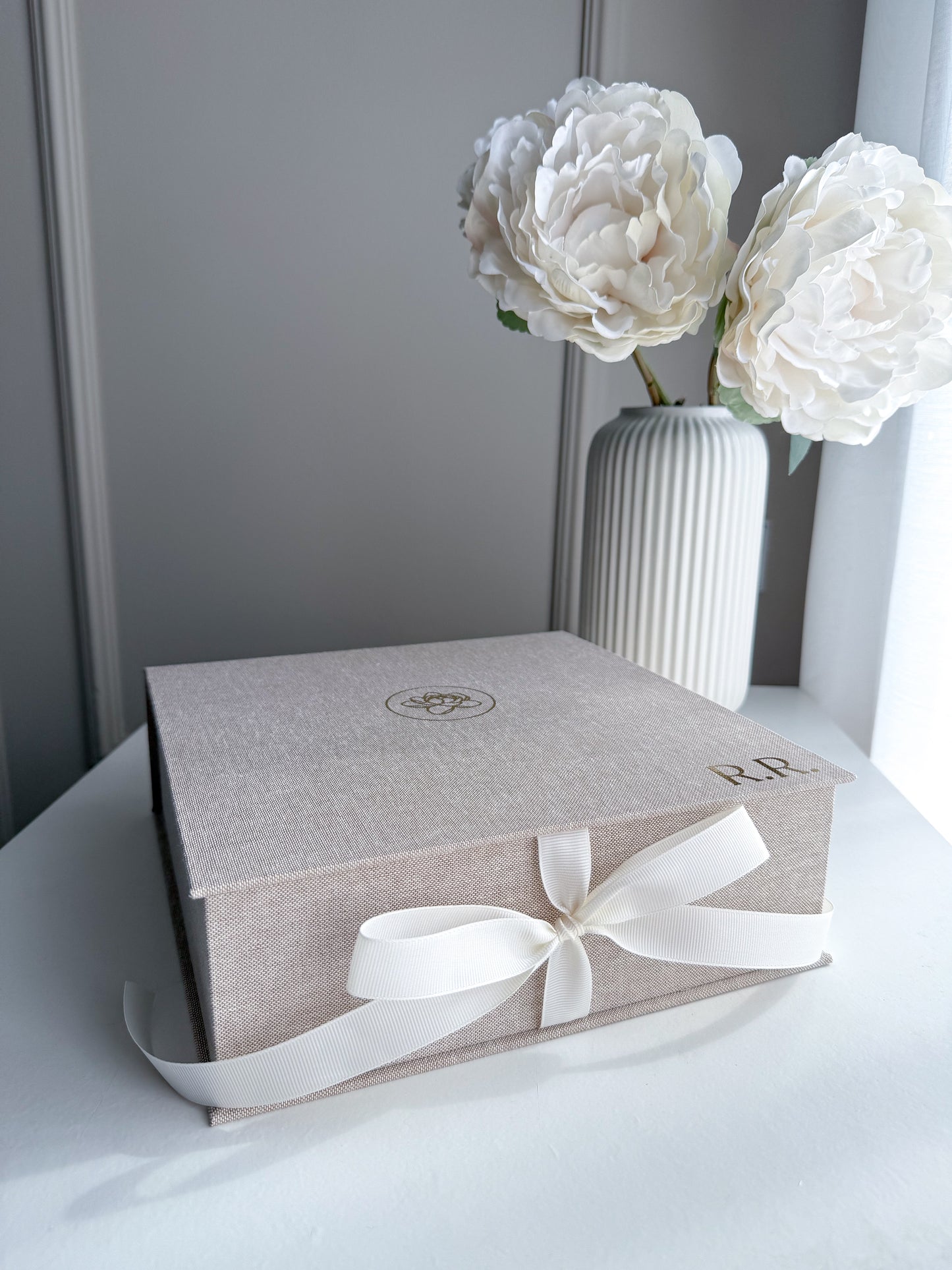 SPECIAL BOX • Notebook + Vela Perfumada (23cmx23cmx8cm)