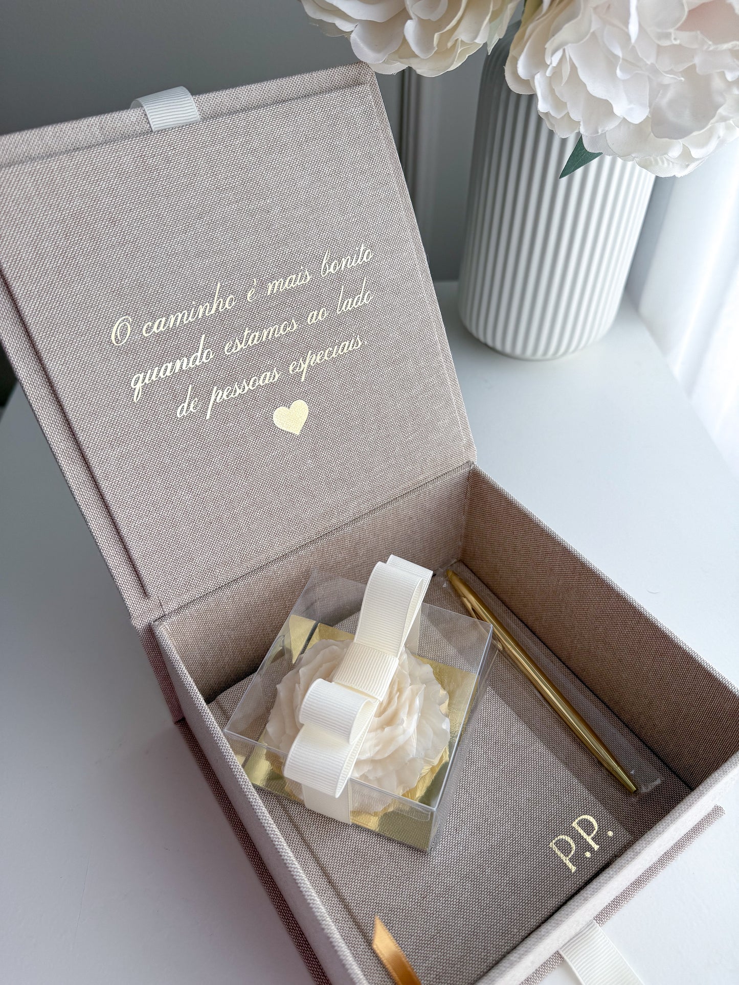 MINI SPECIAL BOX • Mini Notebook + Vela Perfumada (16cmx16cmx8cm)