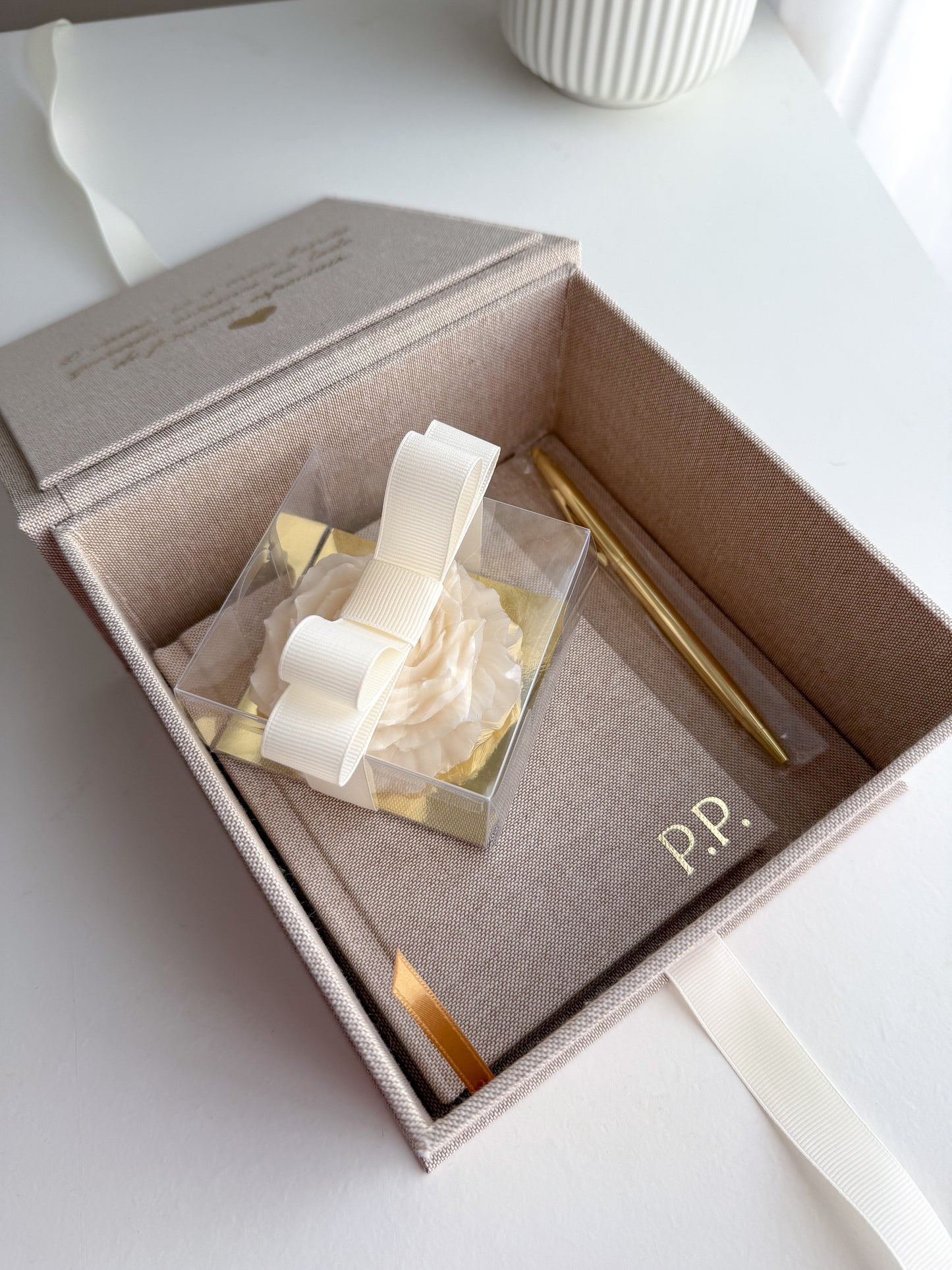 MINI SPECIAL BOX • Mini Notebook + Vela Perfumada (16cmx16cmx8cm)
