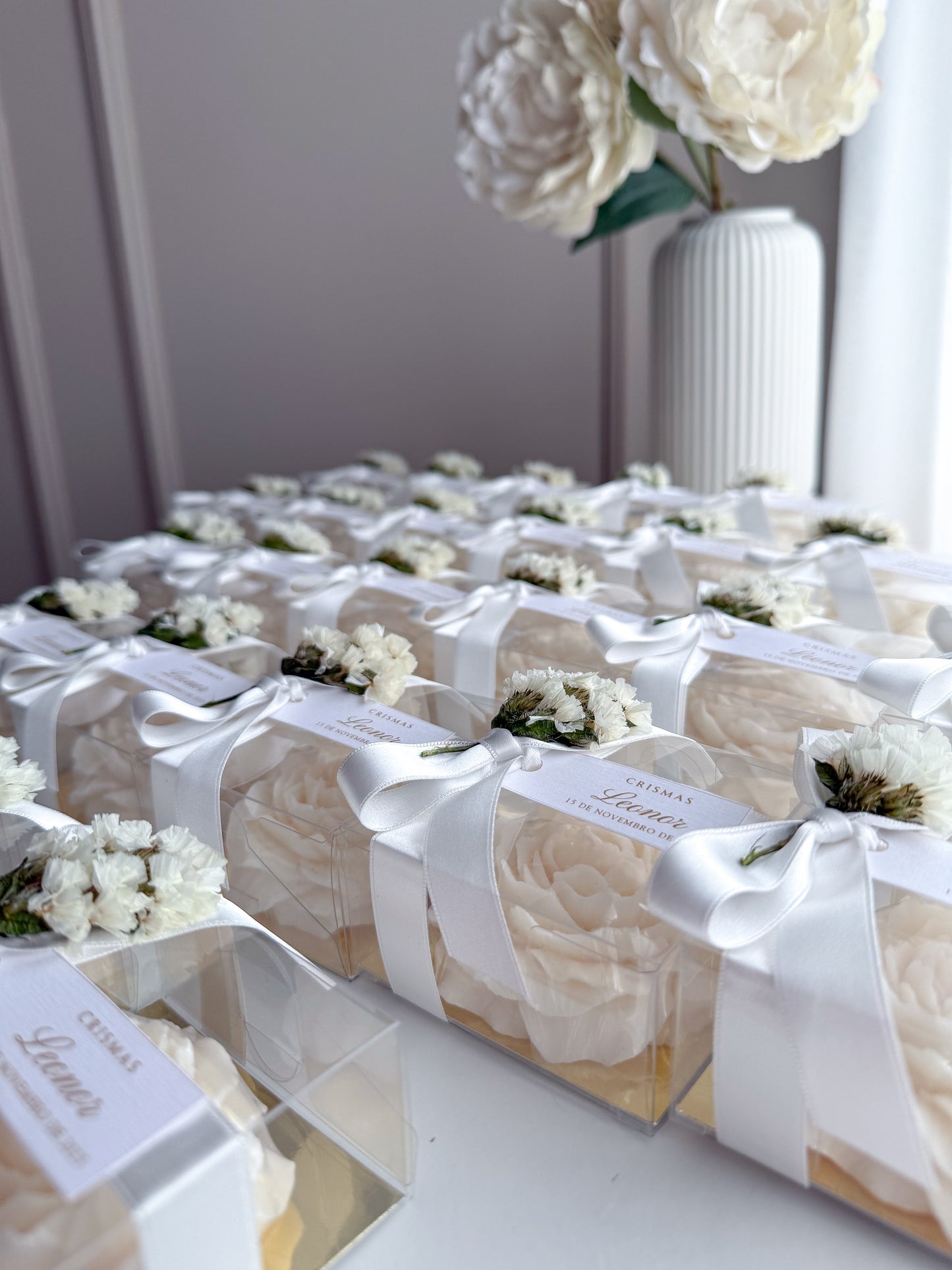 Vela Peônia decorada para lembrança