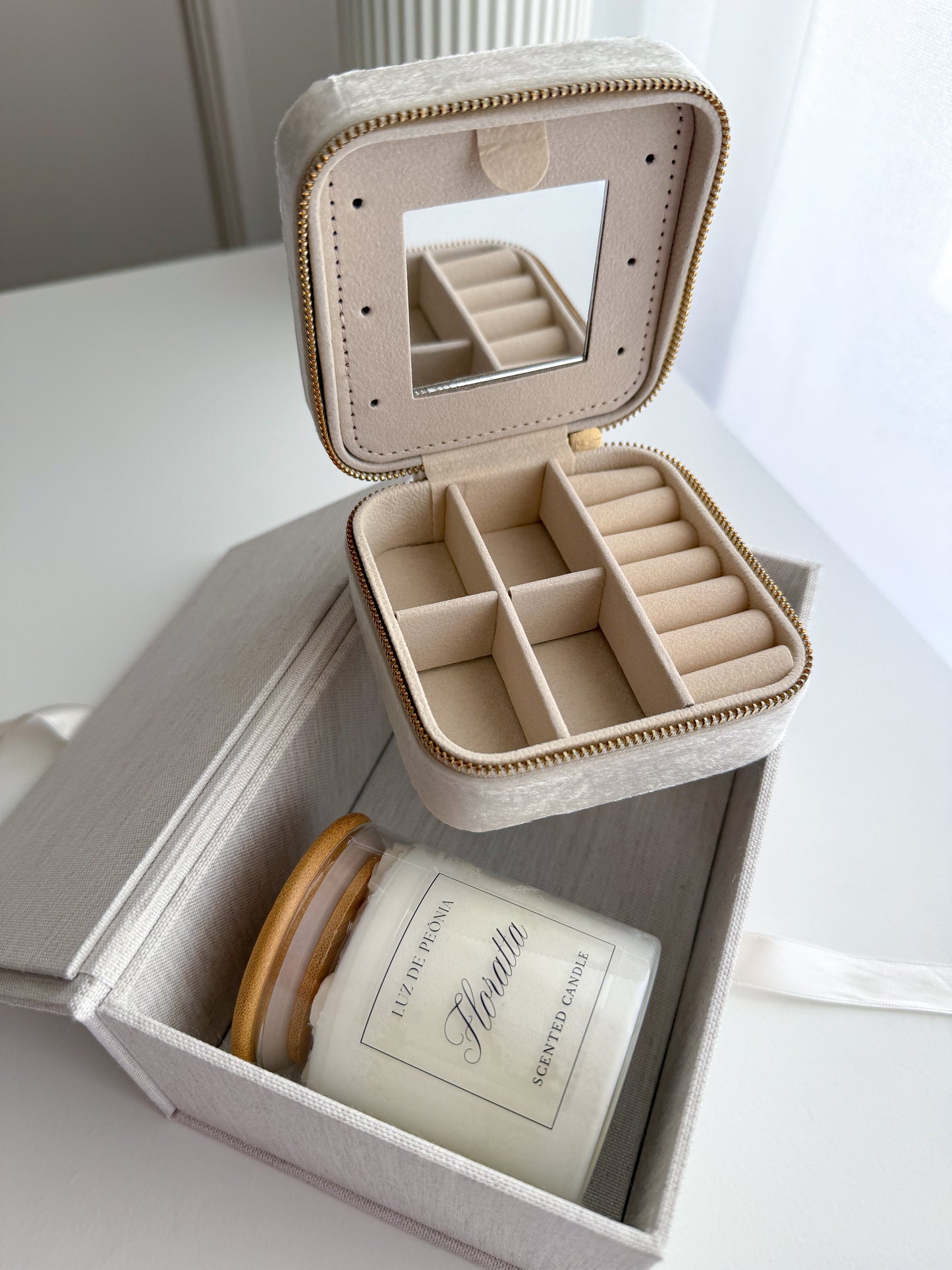 SPECIAL BOX PETIT • Porta-jóias + Vela Perfumada (18cmx11cmx8cm)