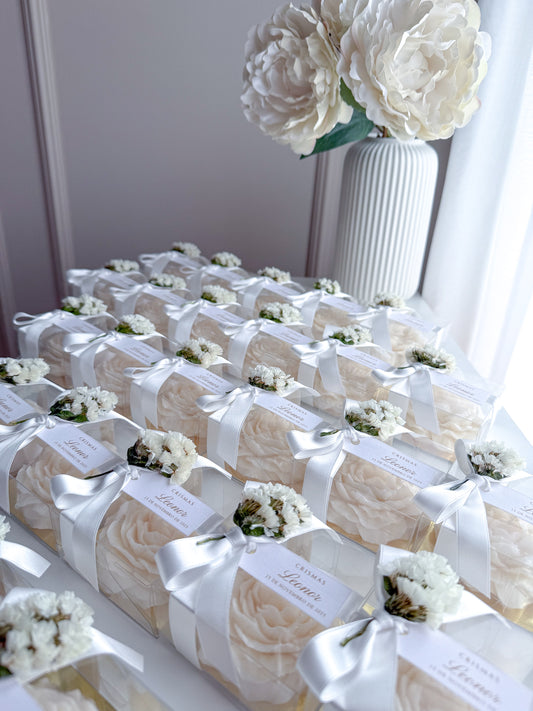 Vela Peônia decorada para lembrança