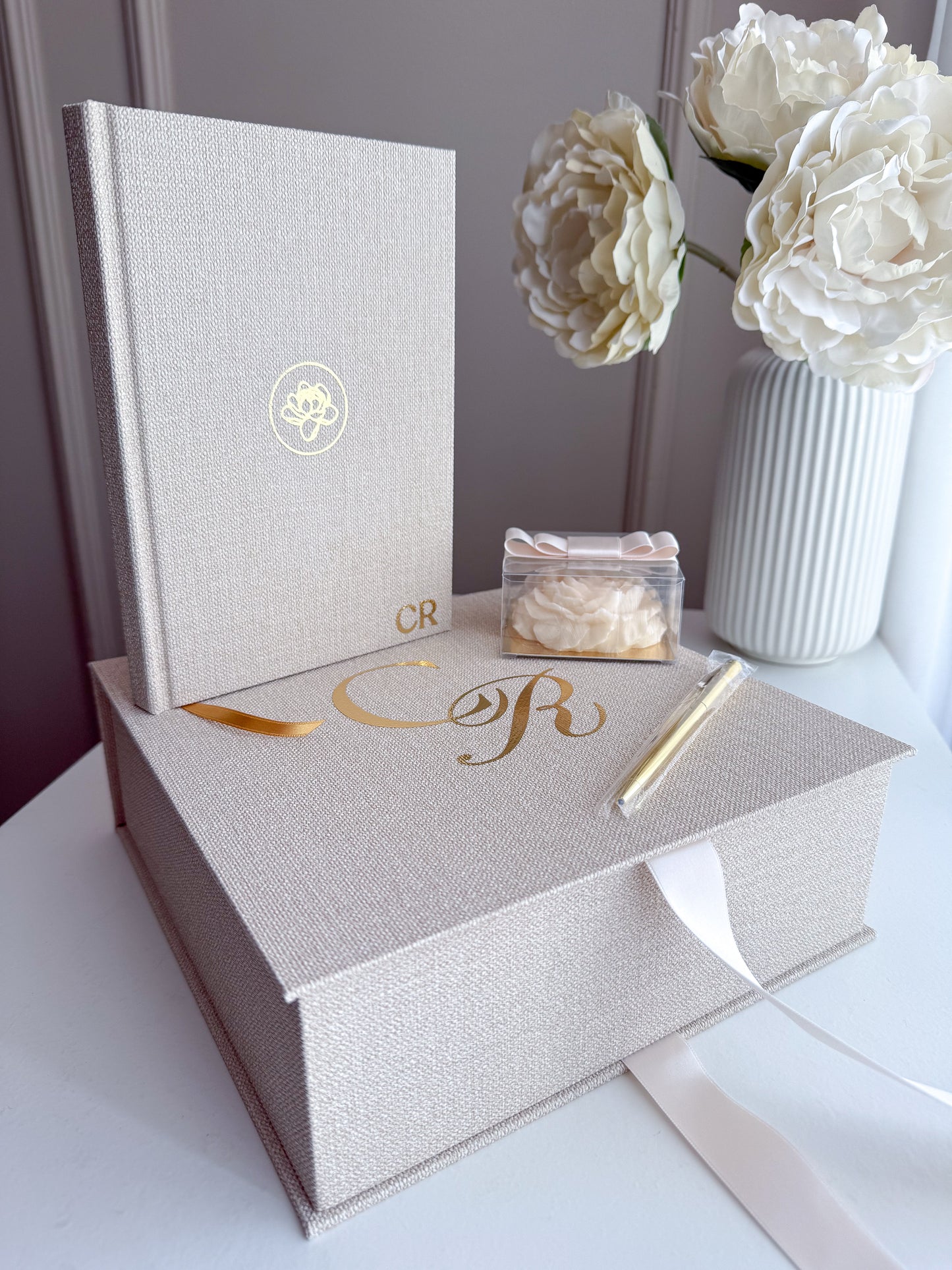 SPECIAL BOX • Notebook + Vela Perfumada (23cmx23cmx8cm)