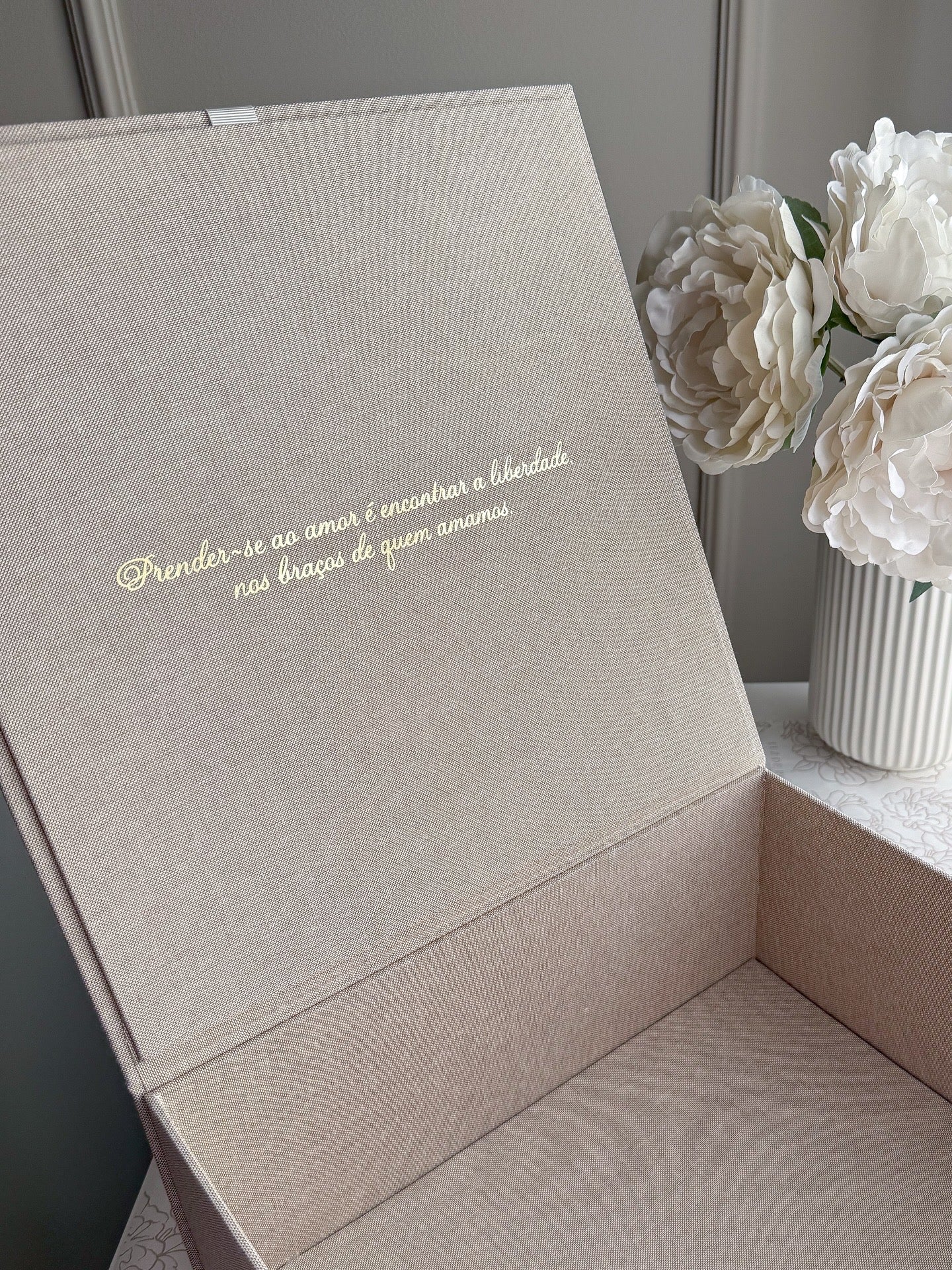 ETERNAL BOX  - Caixa em Linho Luxo Personalizada para Recordações