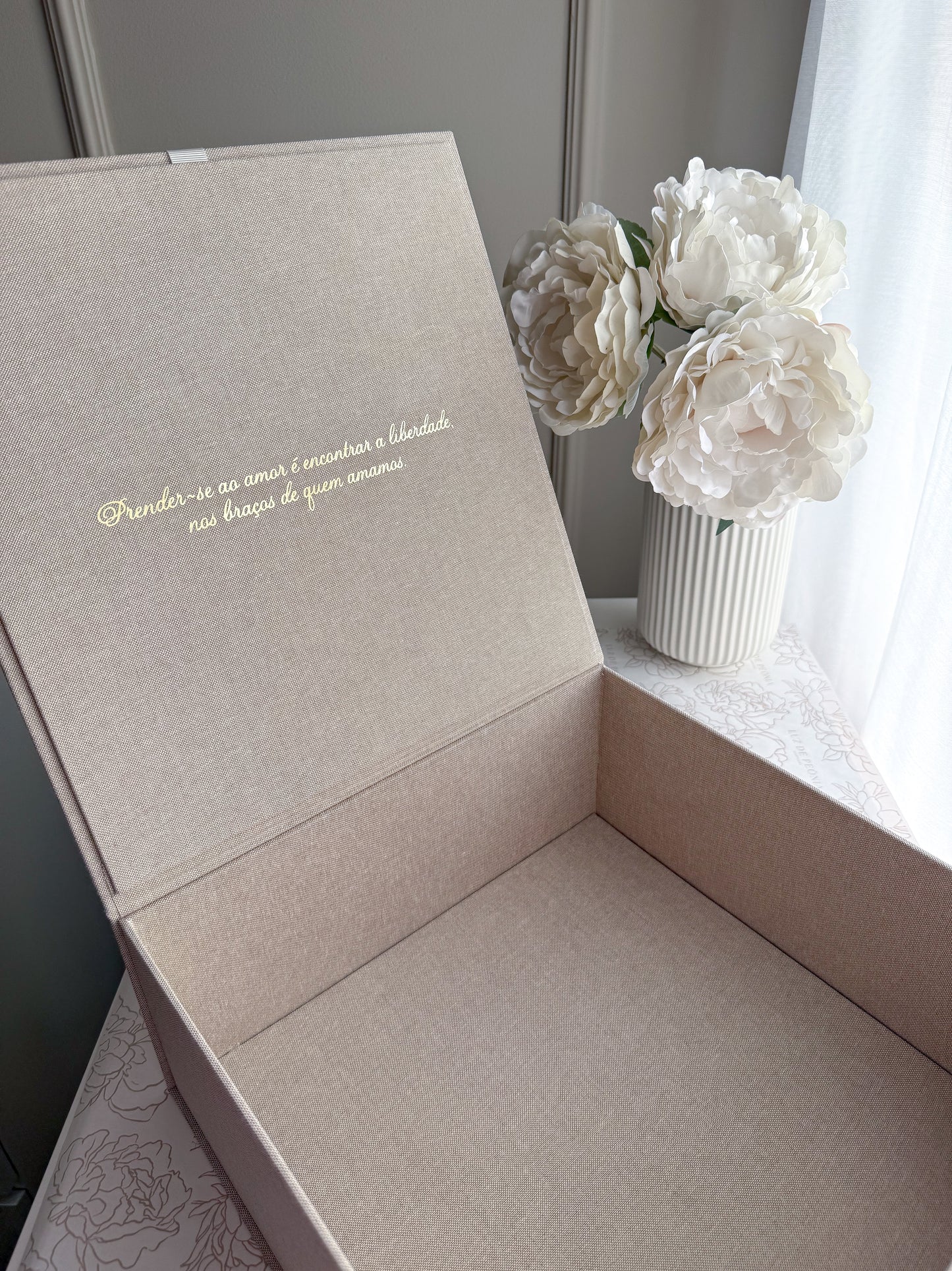 ETERNAL BOX  - Caixa em Linho Luxo Personalizada para Recordações